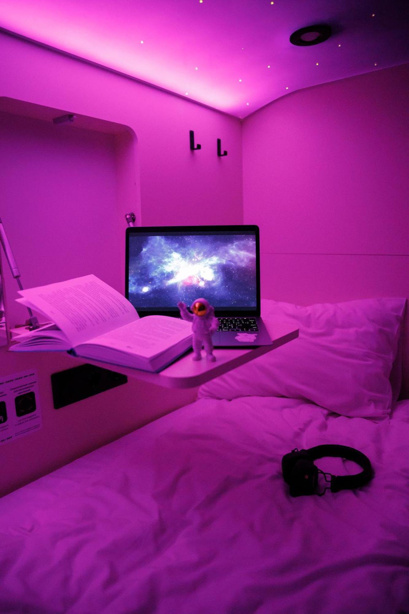 Capsule Hotel Constellation 91 ลวีฟ ภายนอก รูปภาพ