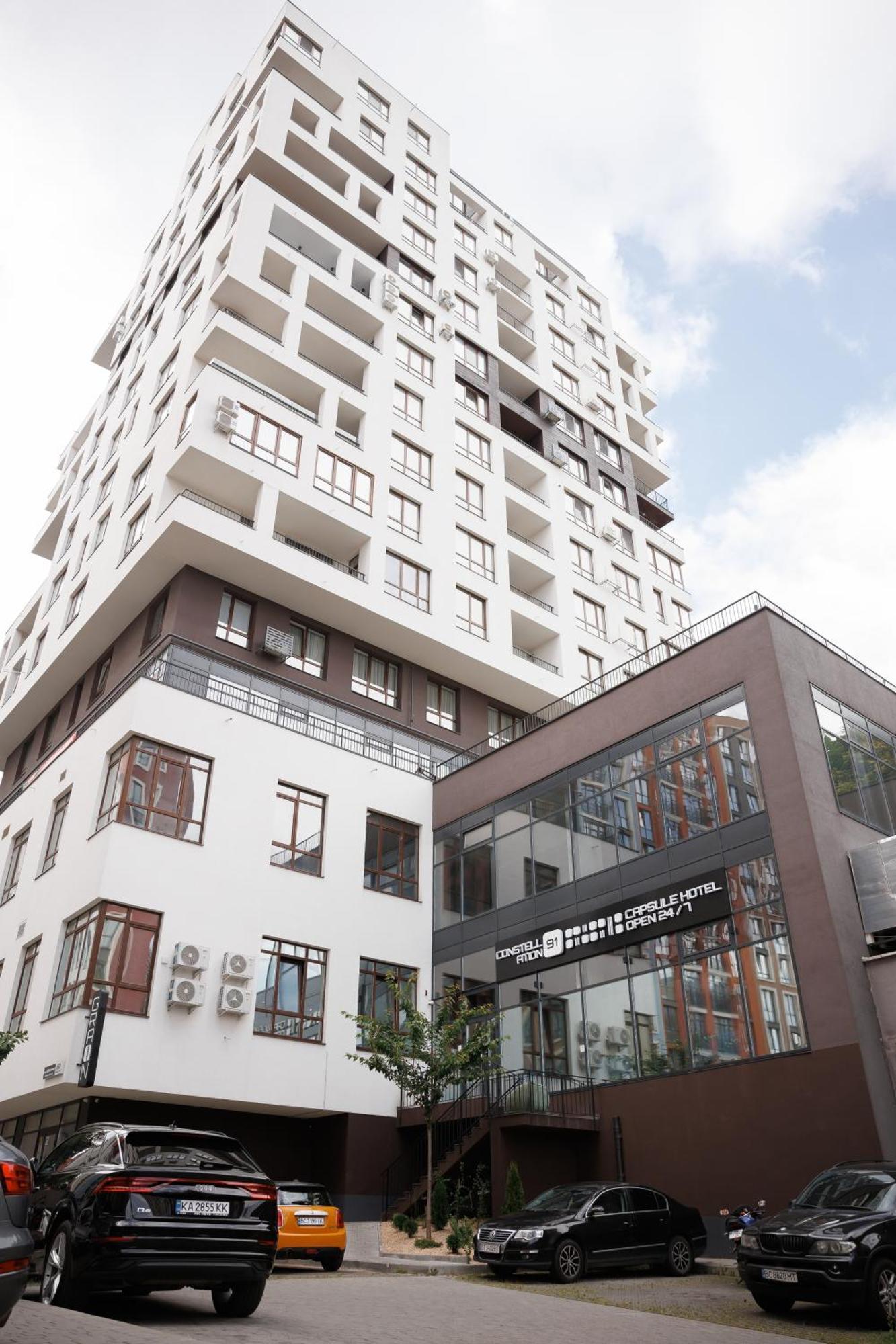 Capsule Hotel Constellation 91 ลวีฟ ภายนอก รูปภาพ